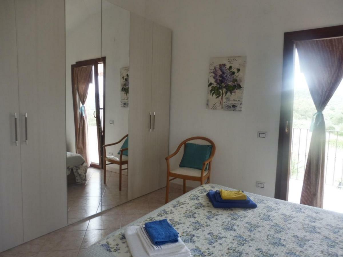 Casa Miriam - Appartamenti Vacanze Віллапутцу Екстер'єр фото
